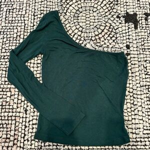 one shoulder long sleeve